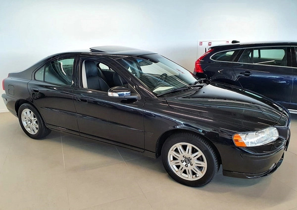 Volvo S60 cena 39000 przebieg: 228000, rok produkcji 2009 z Grudziądz małe 67